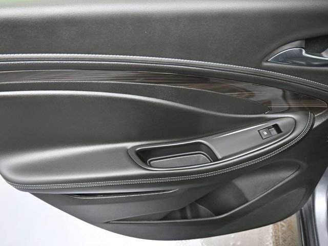 Used 2019 Buick Envision Essence w/ LPO, Active Package image 19