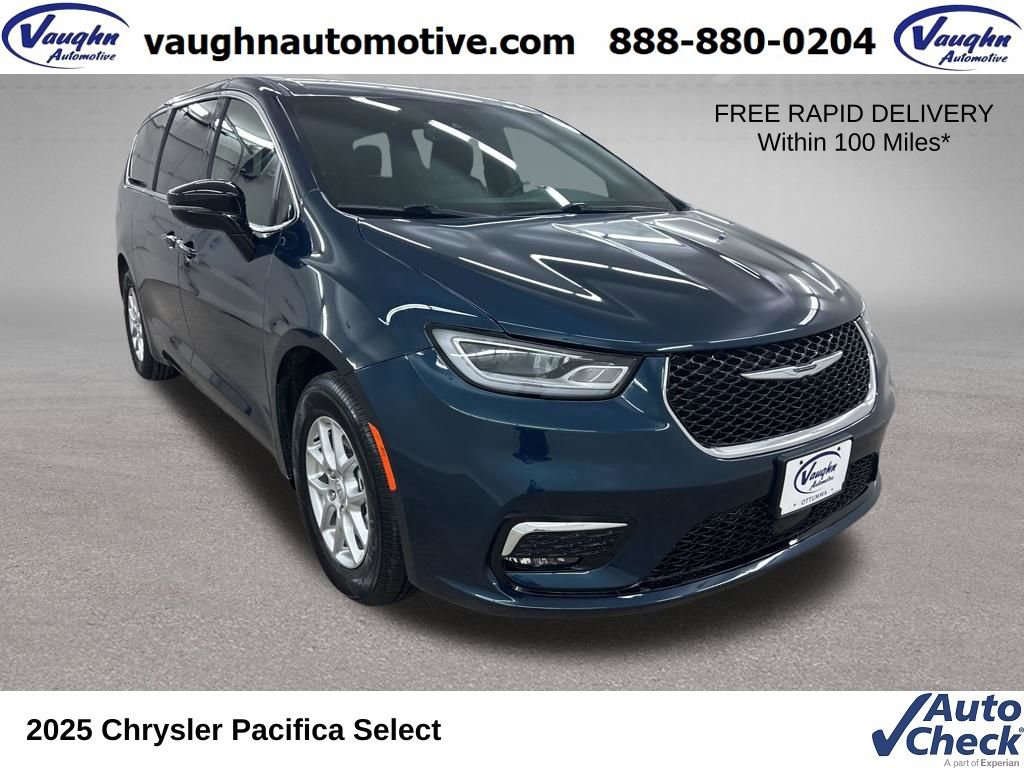 Used 2025 Chrysler Pacifica Select