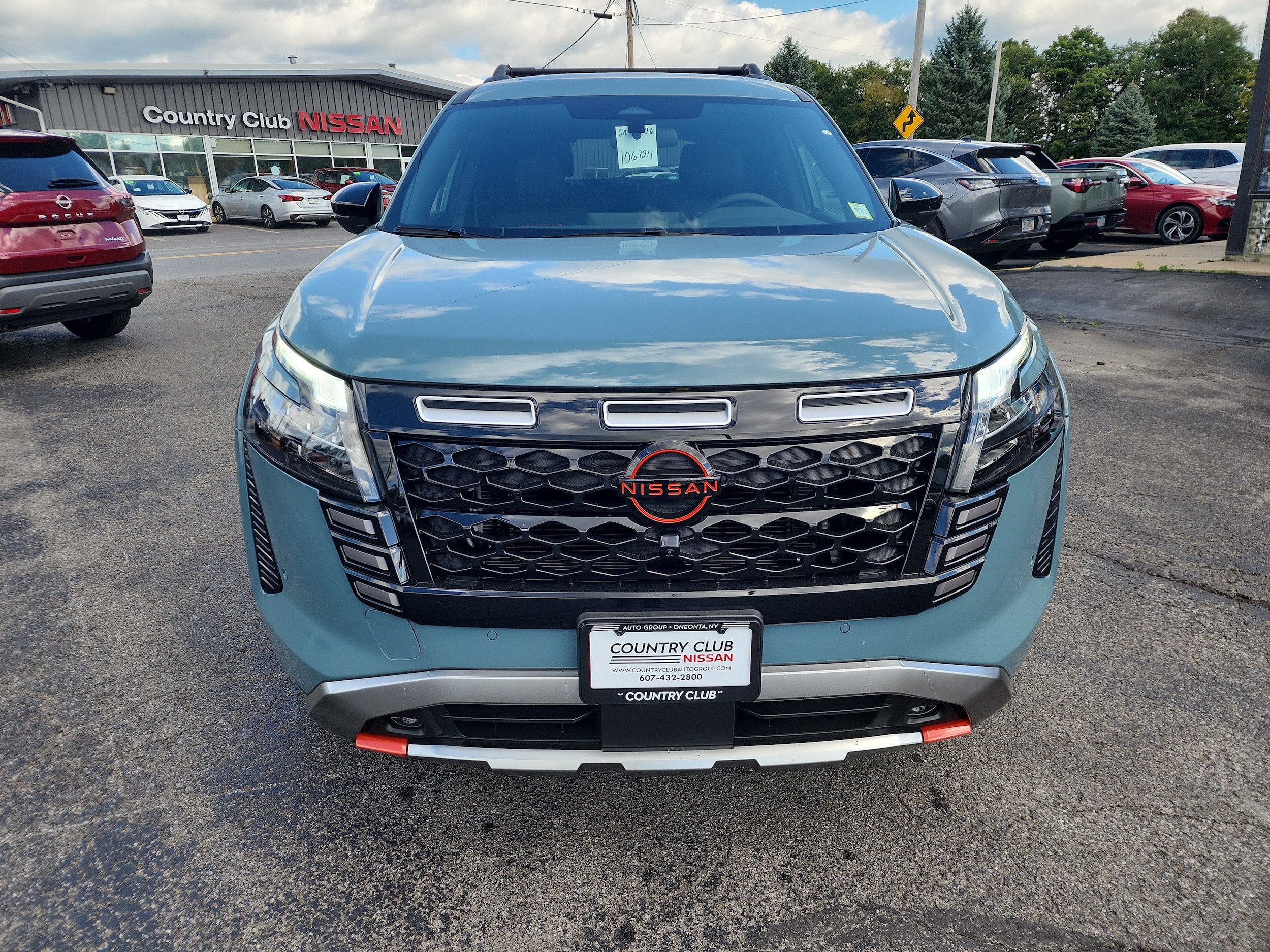 New 2026 Nissan Pathfinder Rock Creek w/ Rock Creek Premium Package AWD/4WD image 3