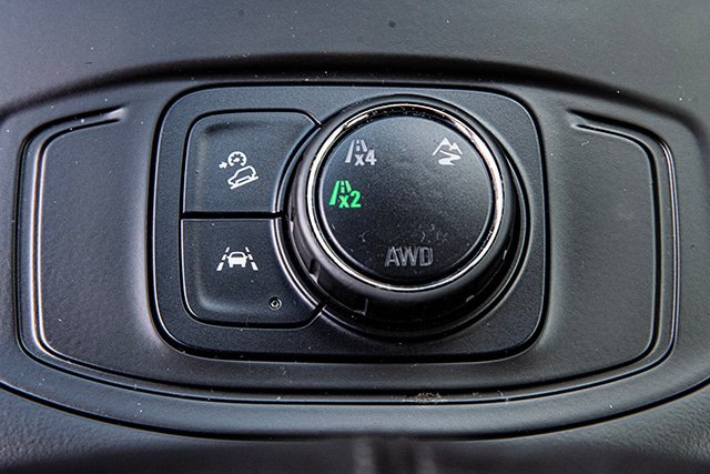 Used 2024 GMC Terrain SLE AWD/4WD image 20