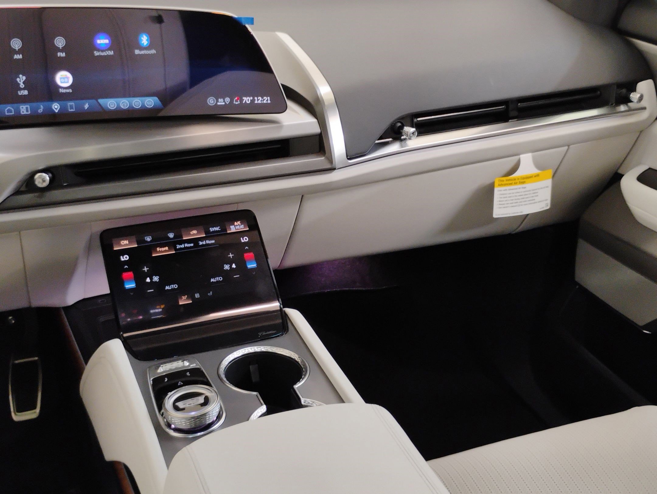 New 2026 Cadillac Vistiq Luxury image 29