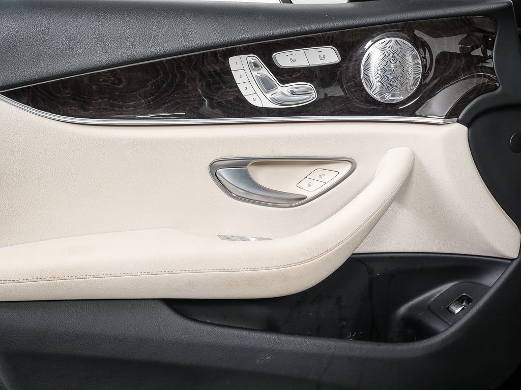 Used 2017 Mercedes-Benz E 300 image 6