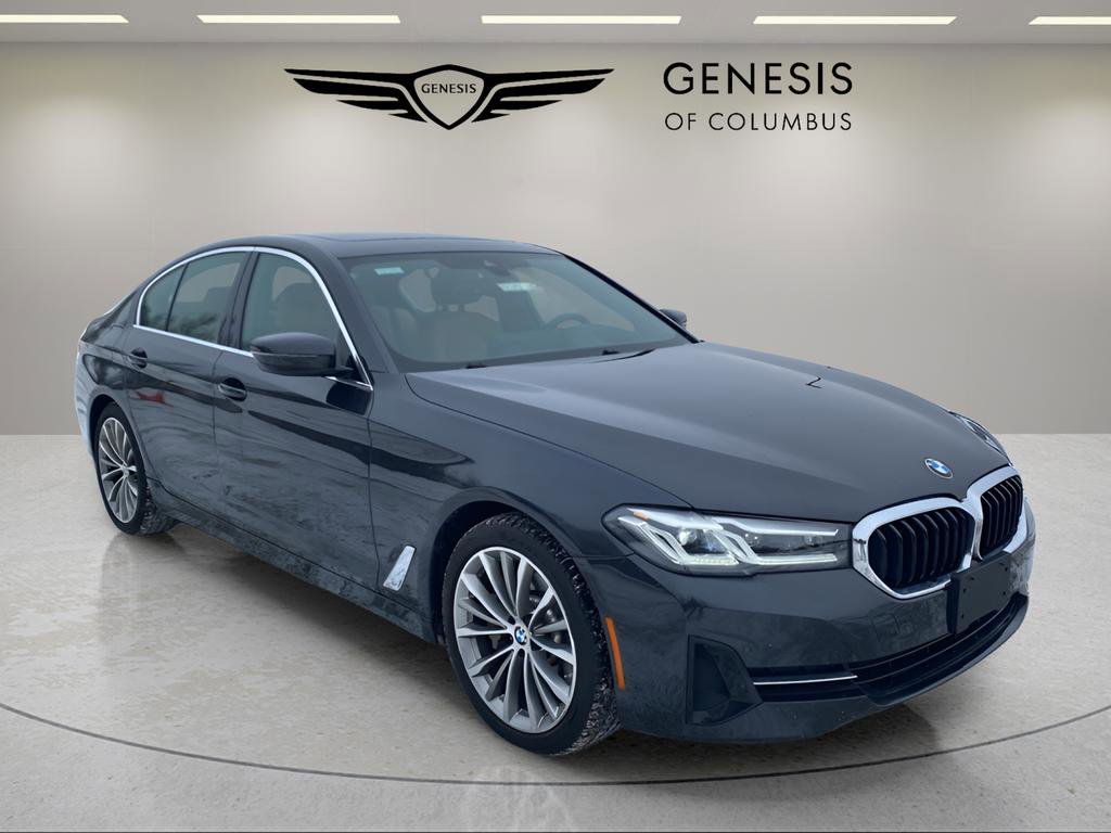 Used 2023 BMW 530i xDrive w/ Premium Package image 7