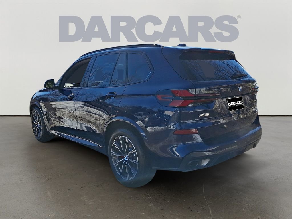 Used 2026 BMW X5 xDrive40i w/ M Sport Package image 4