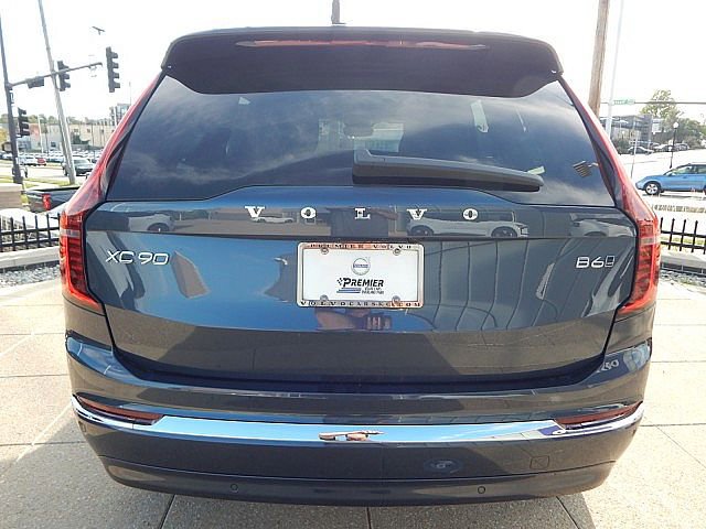 New 2026 Volvo XC90 B6 Plus w/ Protection Package image 9