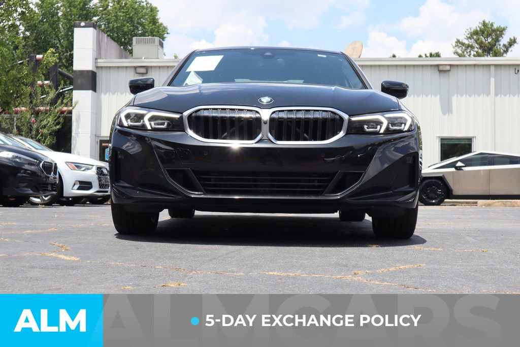 Used 2025 BMW 330i Sedan image 4