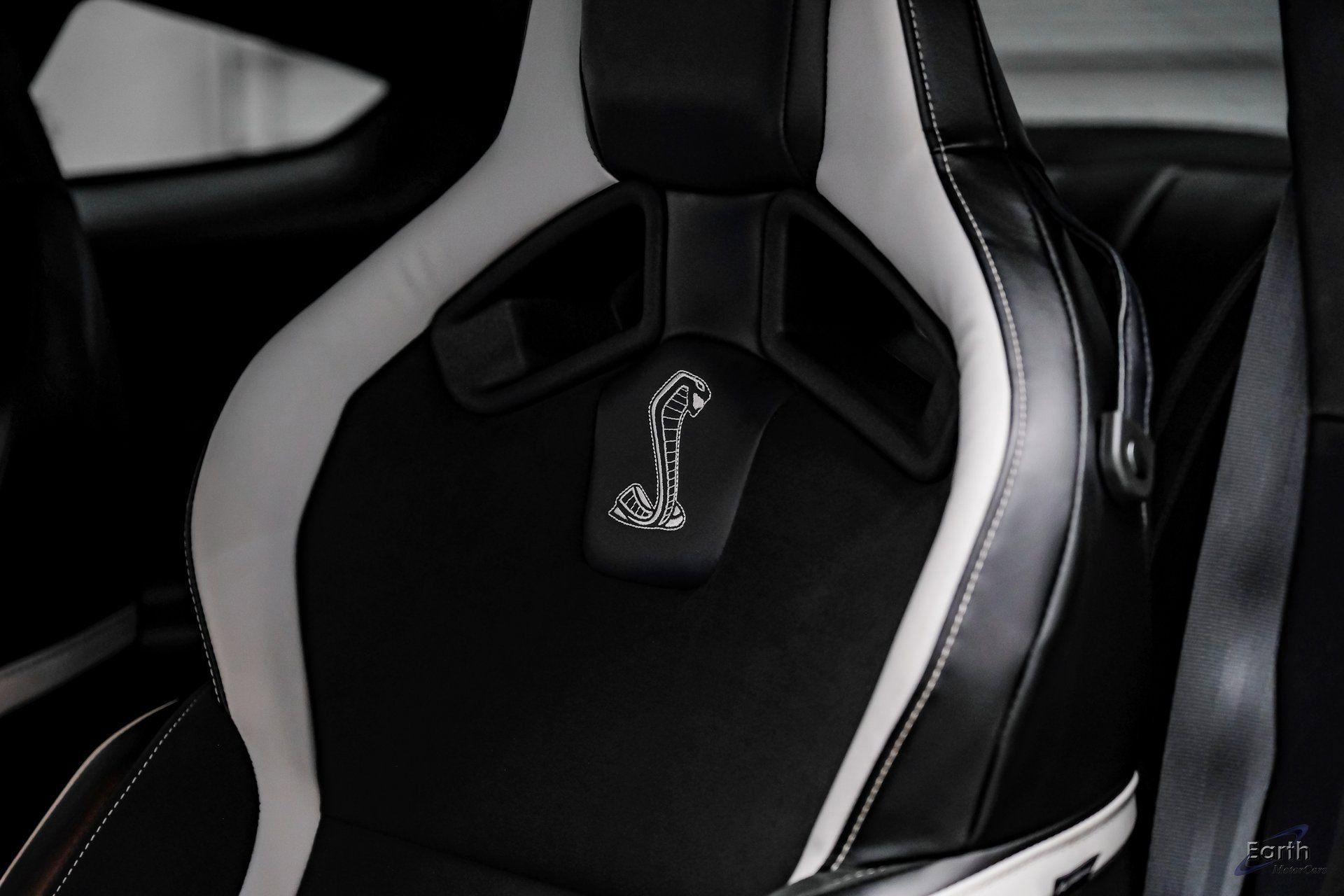 Used 2022 Ford Mustang Shelby GT500 w/ Technology Package image 43