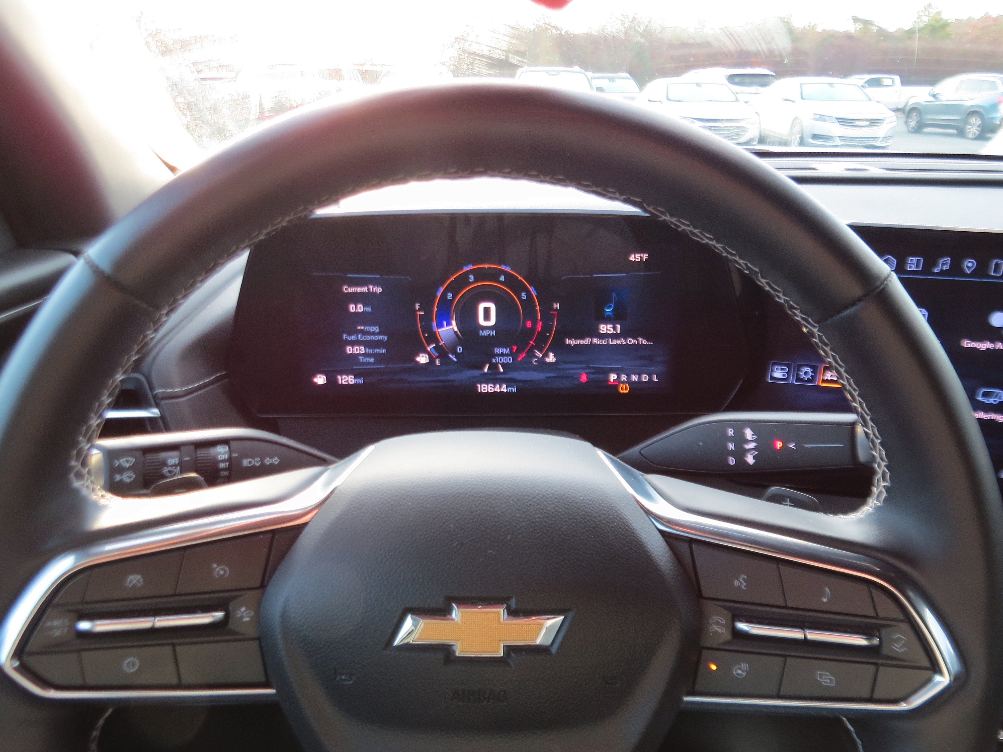 Used 2025 Chevrolet Traverse LT image 19