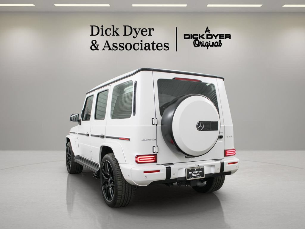 Used 2026 Mercedes-Benz G 63 AMG 4MATIC image 9