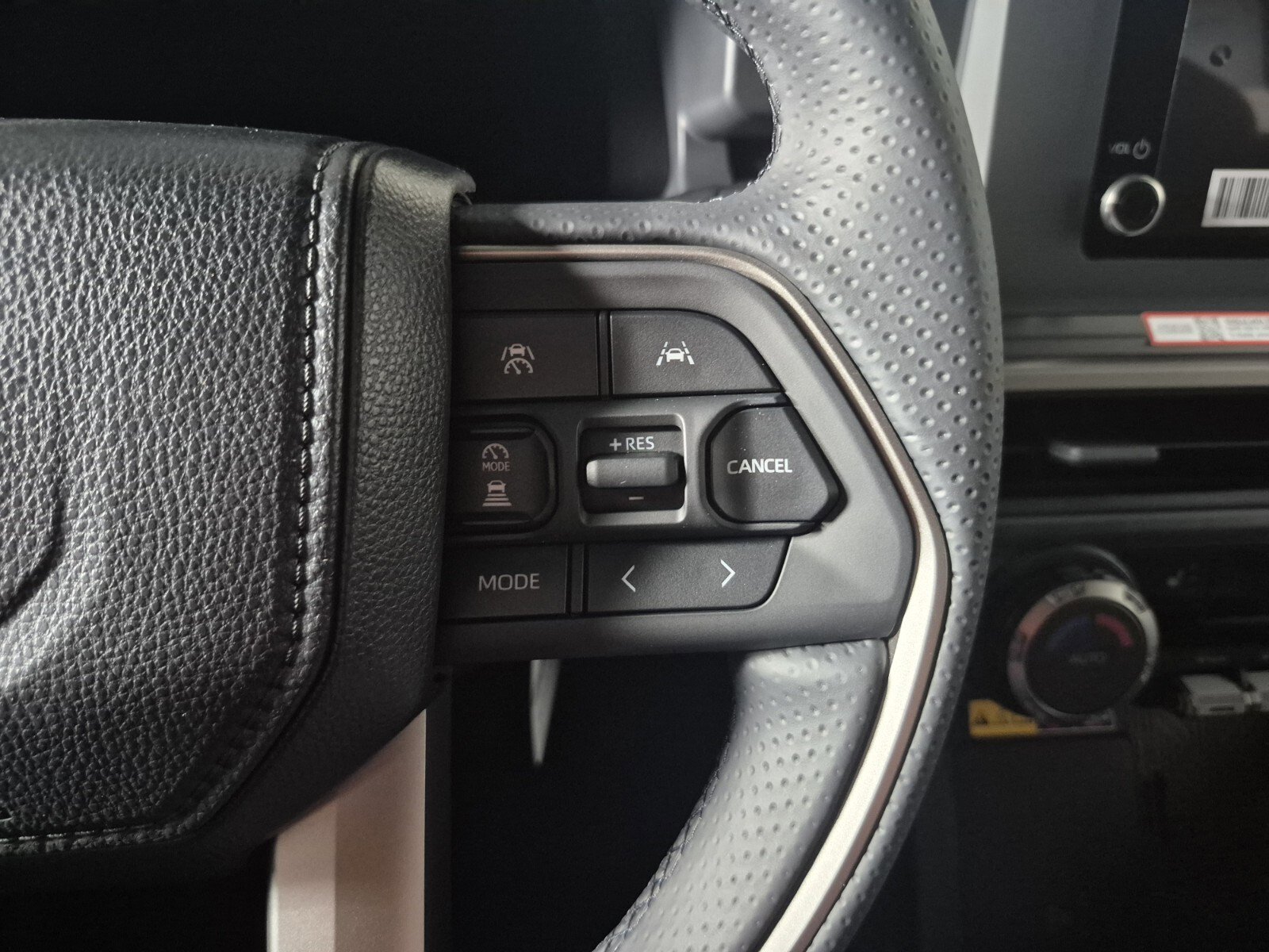 New 2026 Toyota 4Runner Limited AWD/4WD image 20