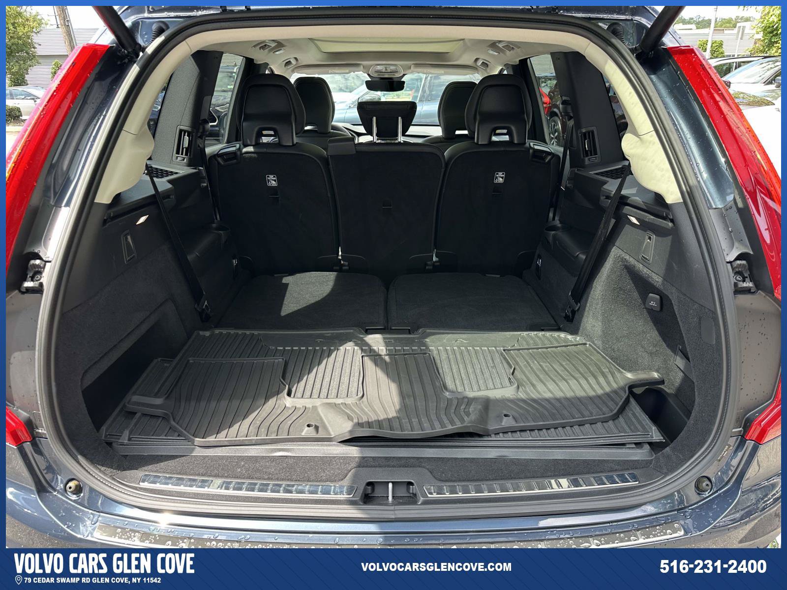 Used 2023 Volvo XC90 T8 Plus w/ Protection Package Premier AWD/4WD image 12