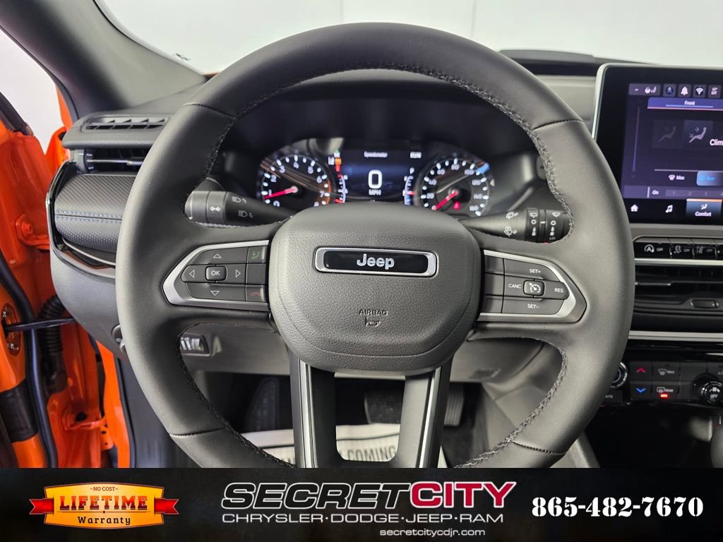 New 2026 Jeep Compass Latitude AWD/4WD image 17
