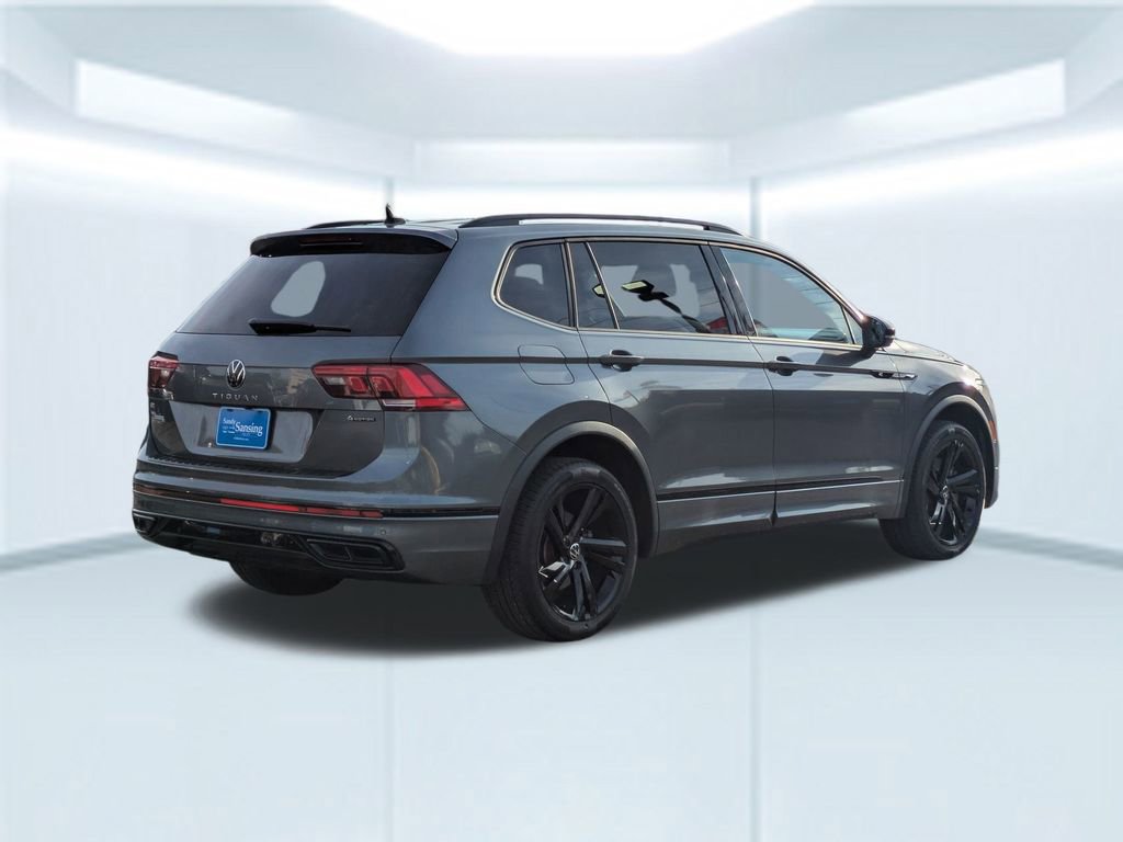 Used 2023 Volkswagen Tiguan SE R-Line image 6