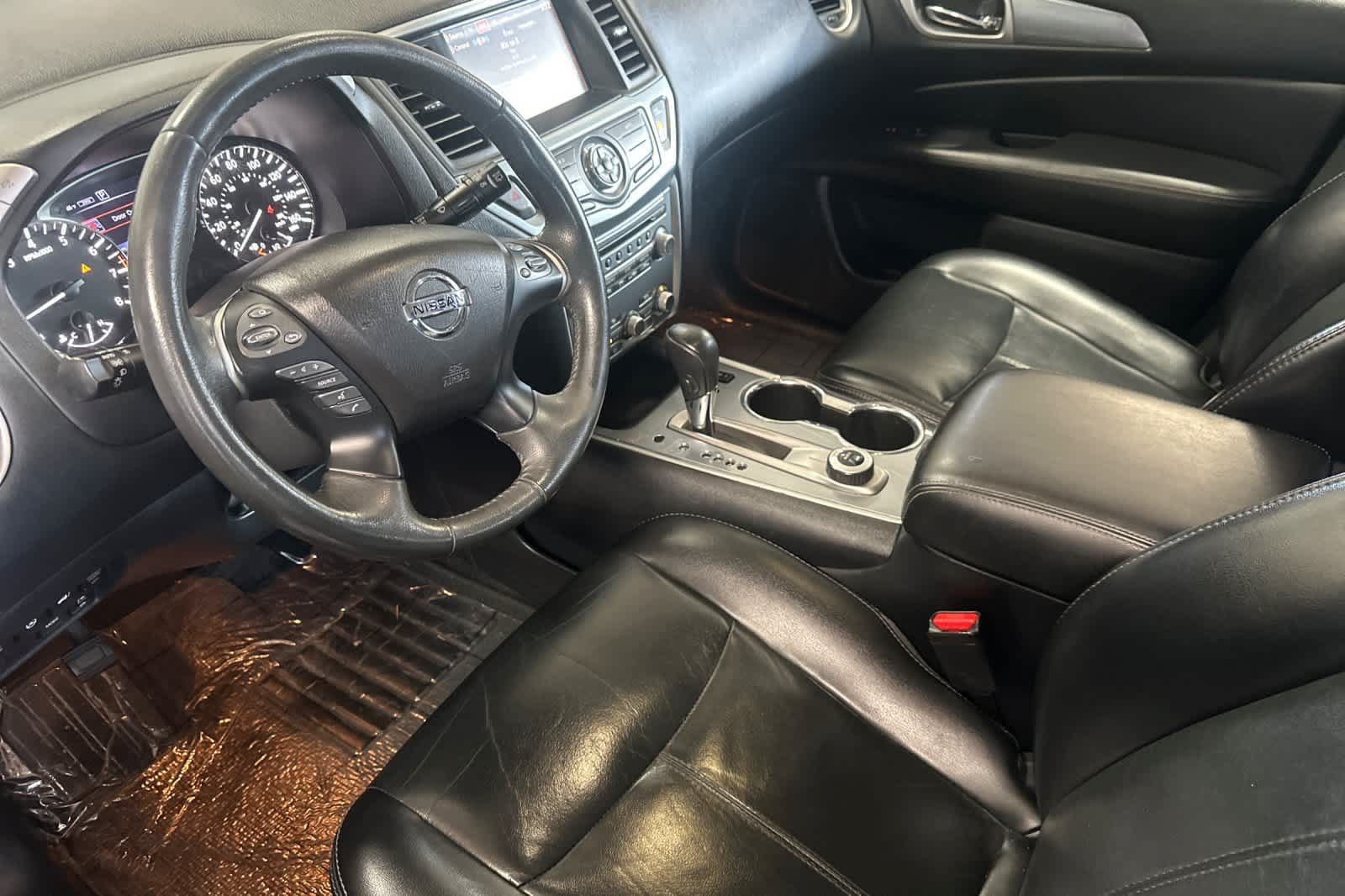 Used 2017 Nissan Pathfinder SL AWD/4WD image 11
