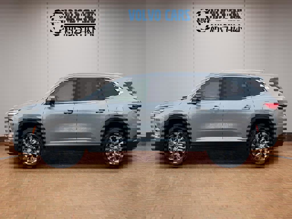 Used 2025 Buick Enclave Preferred image 23