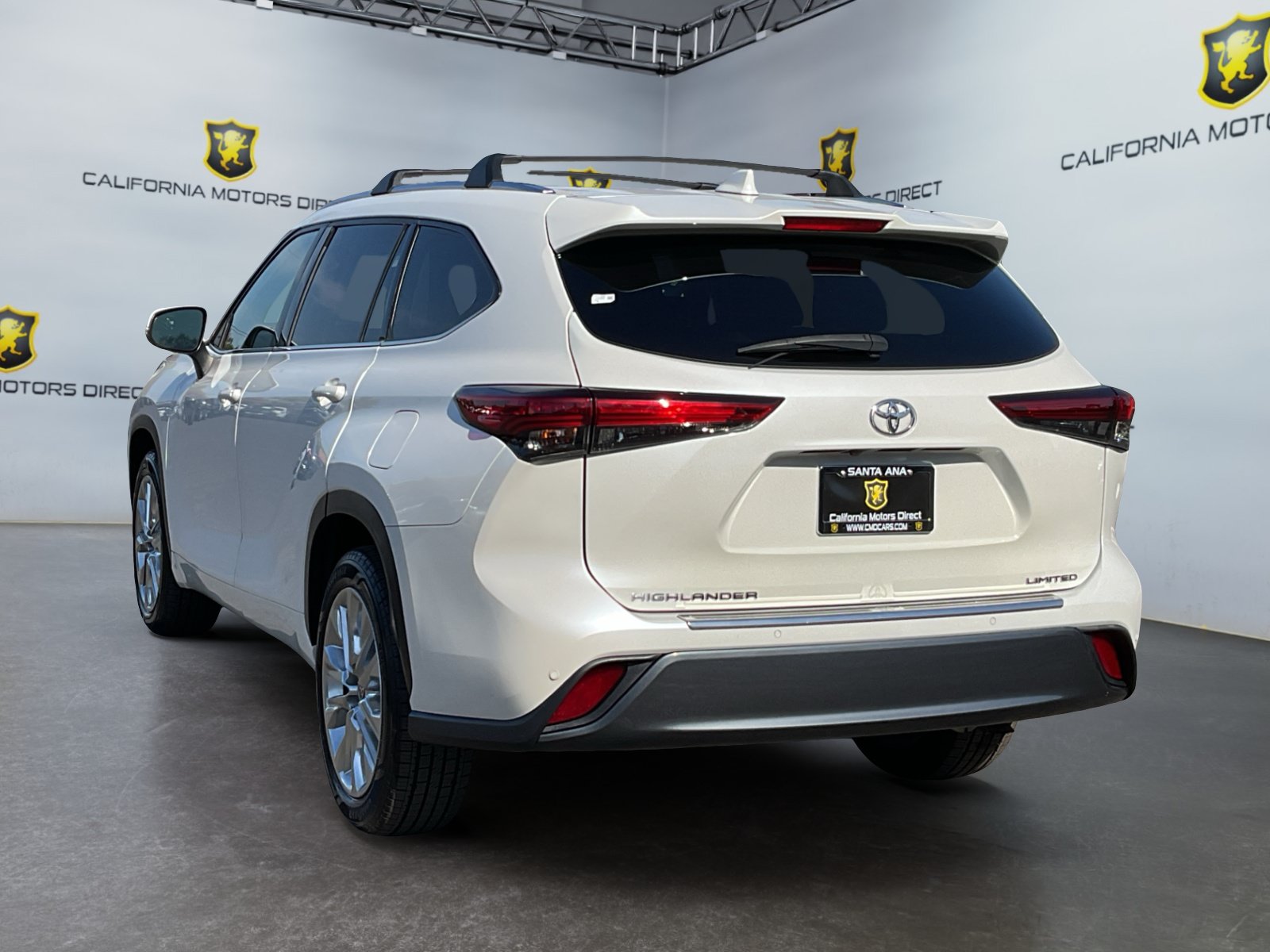 Used 2022 Toyota RAV4 XSE w/ XSE Grade Weather Package AWD/4WD image 7