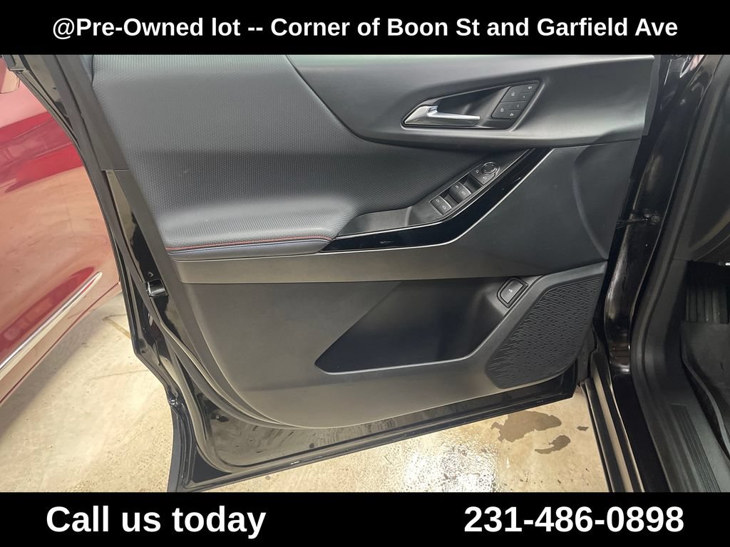 Used 2025 Chevrolet Equinox RS w/ Safety and Technology Package AWD/4WD image 15