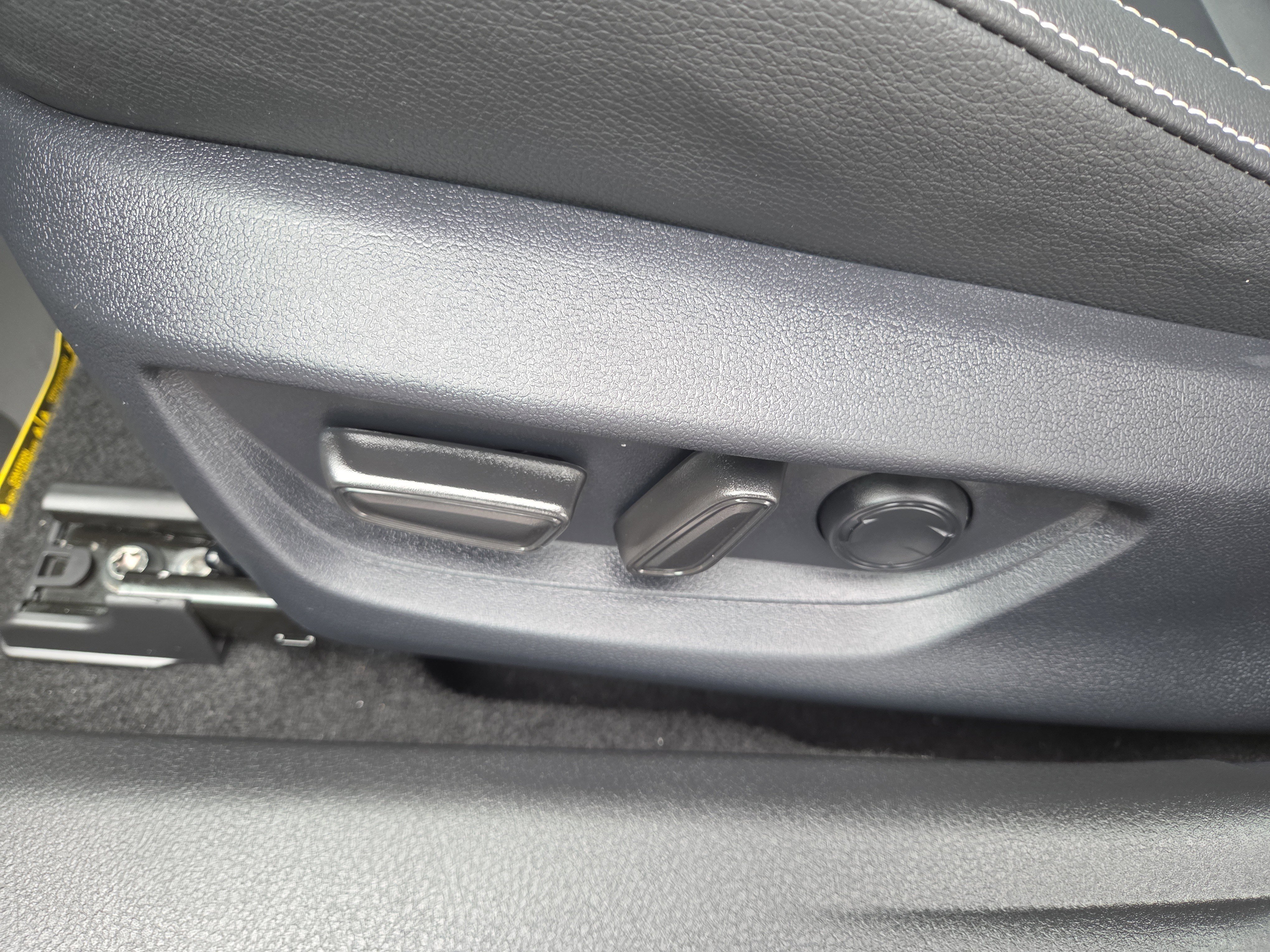 Certified 2026 Toyota Camry SE FWD image 29