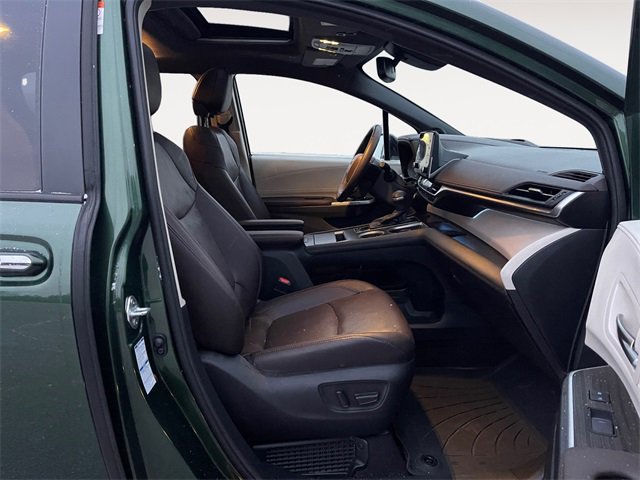 Used 2021 Toyota Sienna Platinum image 15
