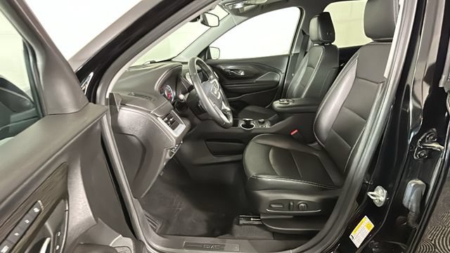Used 2023 GMC Terrain SLT w/ Infotainment Package II AWD/4WD image 11