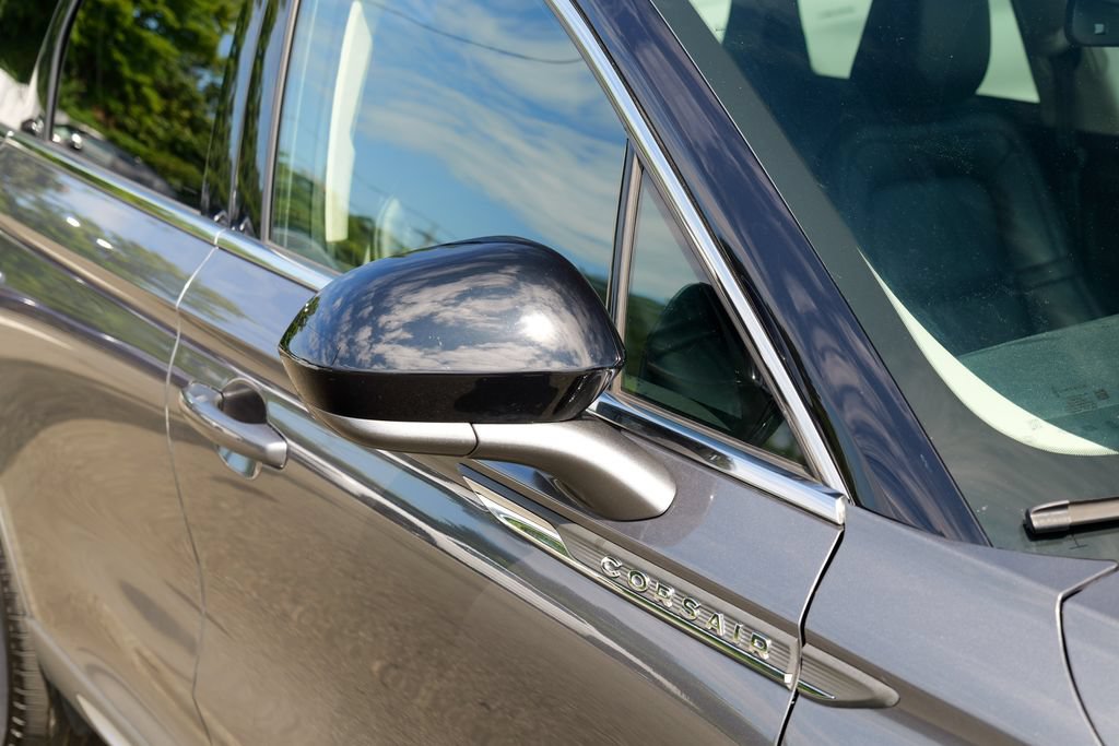 Used 2023 Lincoln Corsair AWD image 10