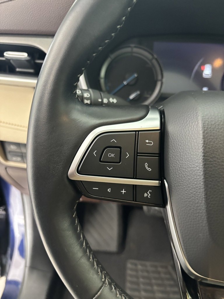 Certified 2021 Toyota Highlander XLE image 15