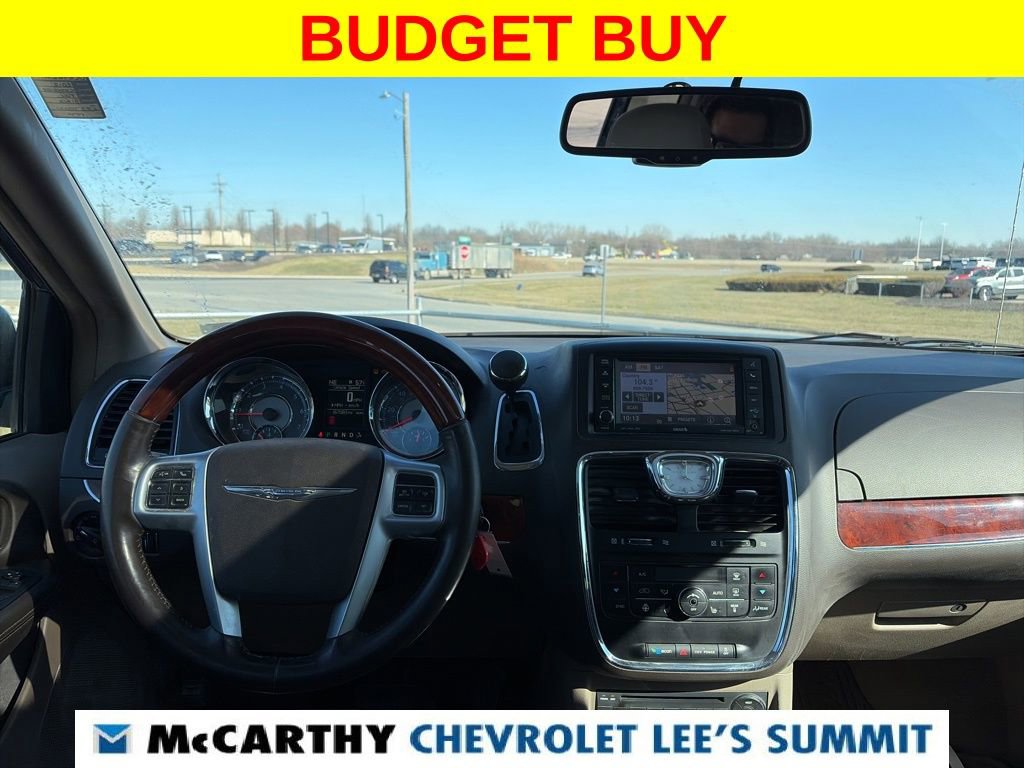 Used 2012 Chrysler Town & Country Limited w/ Luxury Group image 49