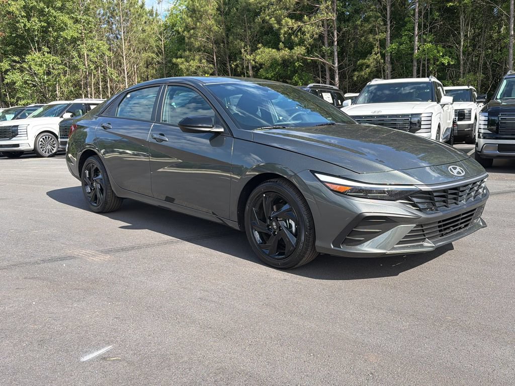 New 2026 Hyundai Elantra Sport FWD image 8