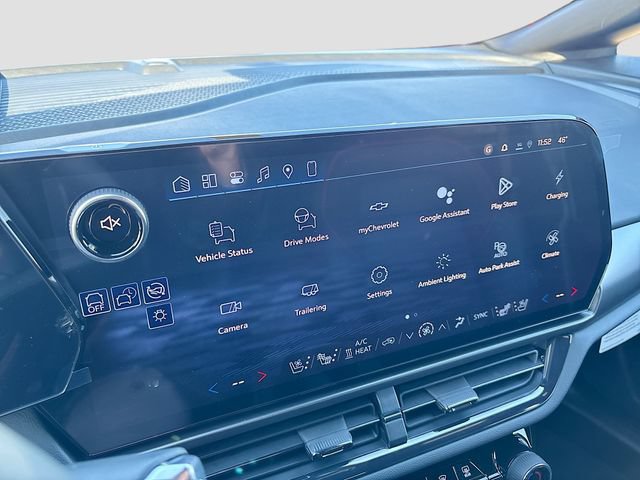 New 2026 Chevrolet Equinox EV RS w/ Active Safety Package 3 AWD/4WD image 18