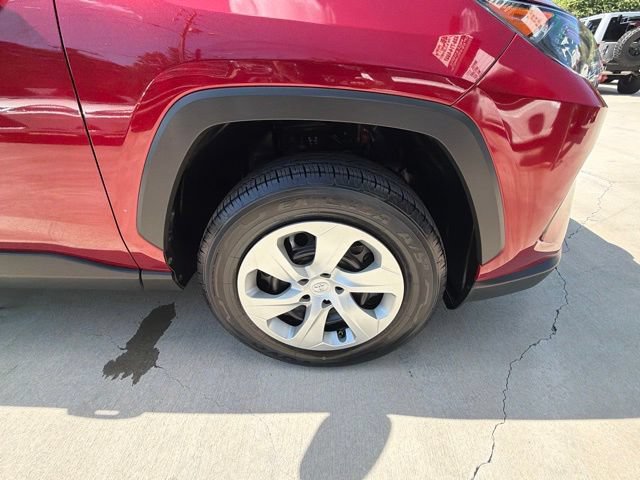 Used 2019 Toyota RAV4 LE FWD image 86