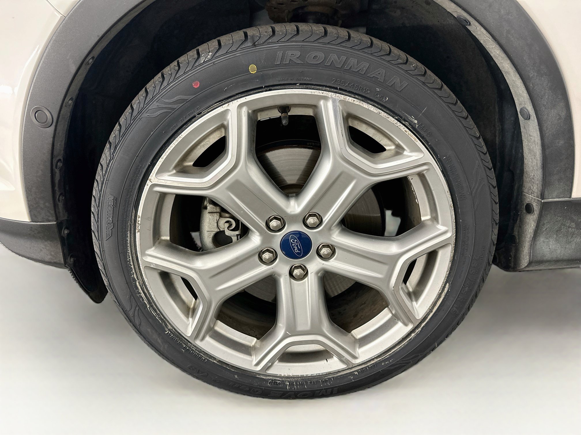 Used 2019 Ford Escape Titanium w/ U9j03 - Titanium Tow Package AWD/4WD image 36