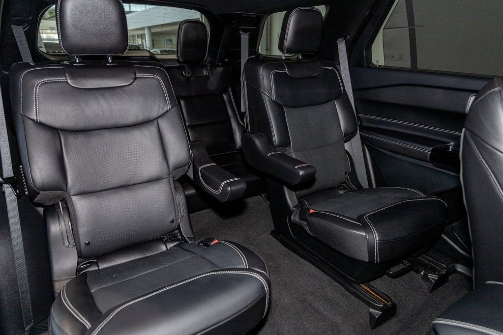 Used 2023 Ford Explorer ST w/ Equipment Group 401A image 32