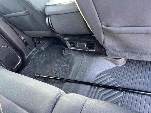 Used 2023 Chevrolet Silverado 1500 LT AWD/4WD image 22