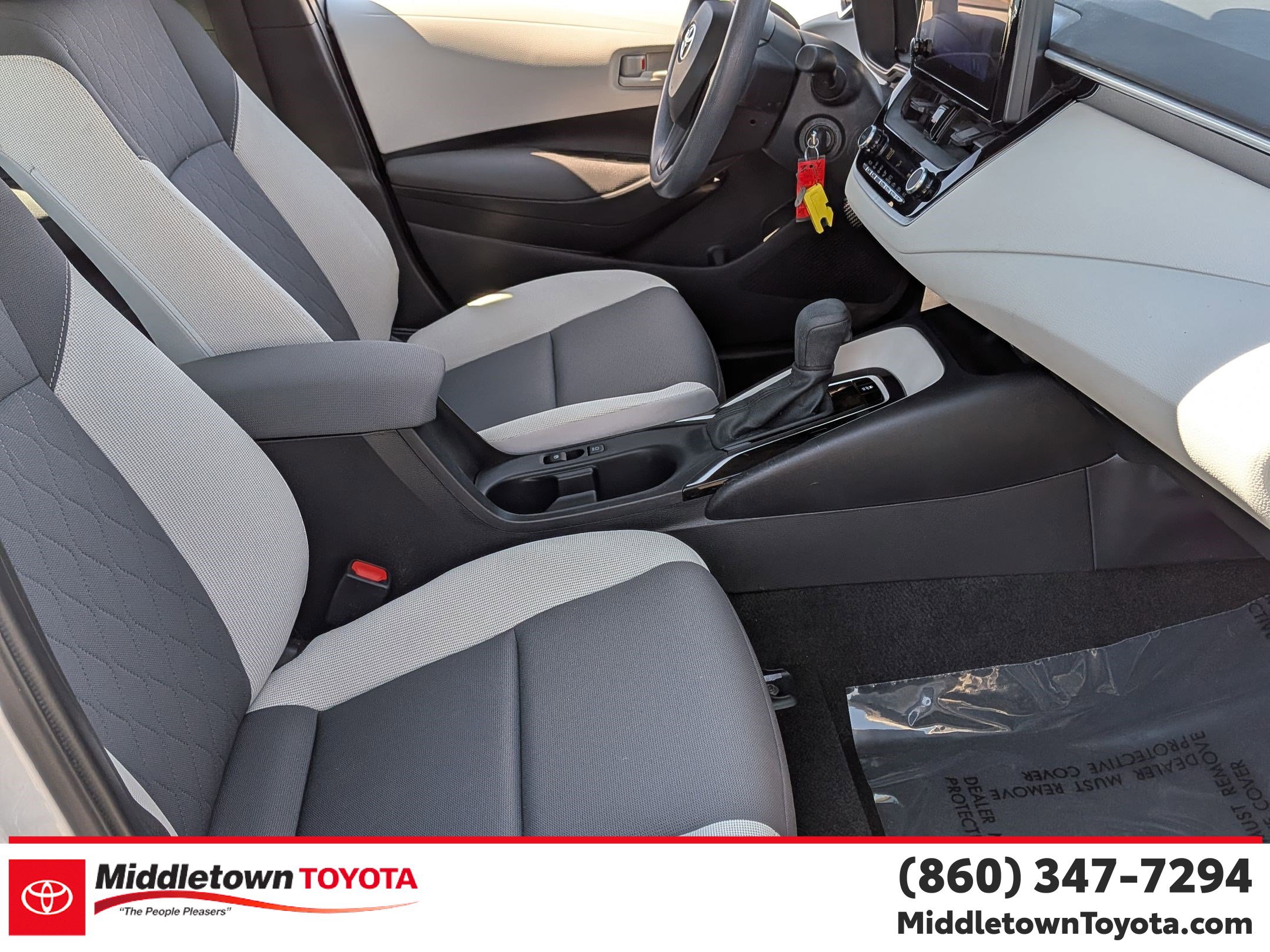 Used 2023 Toyota Corolla LE image 37