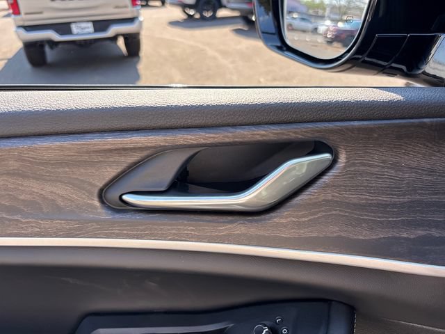 New 2026 Jeep Grand Cherokee Altitude AWD/4WD image 14
