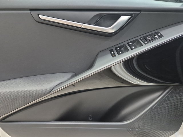 Certified 2024 Kia Niro EX Touring FWD image 28