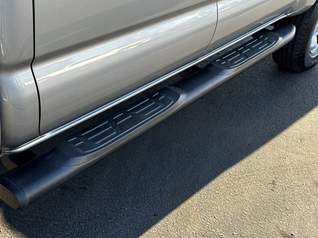 Used 2019 Toyota Tacoma SR image 19