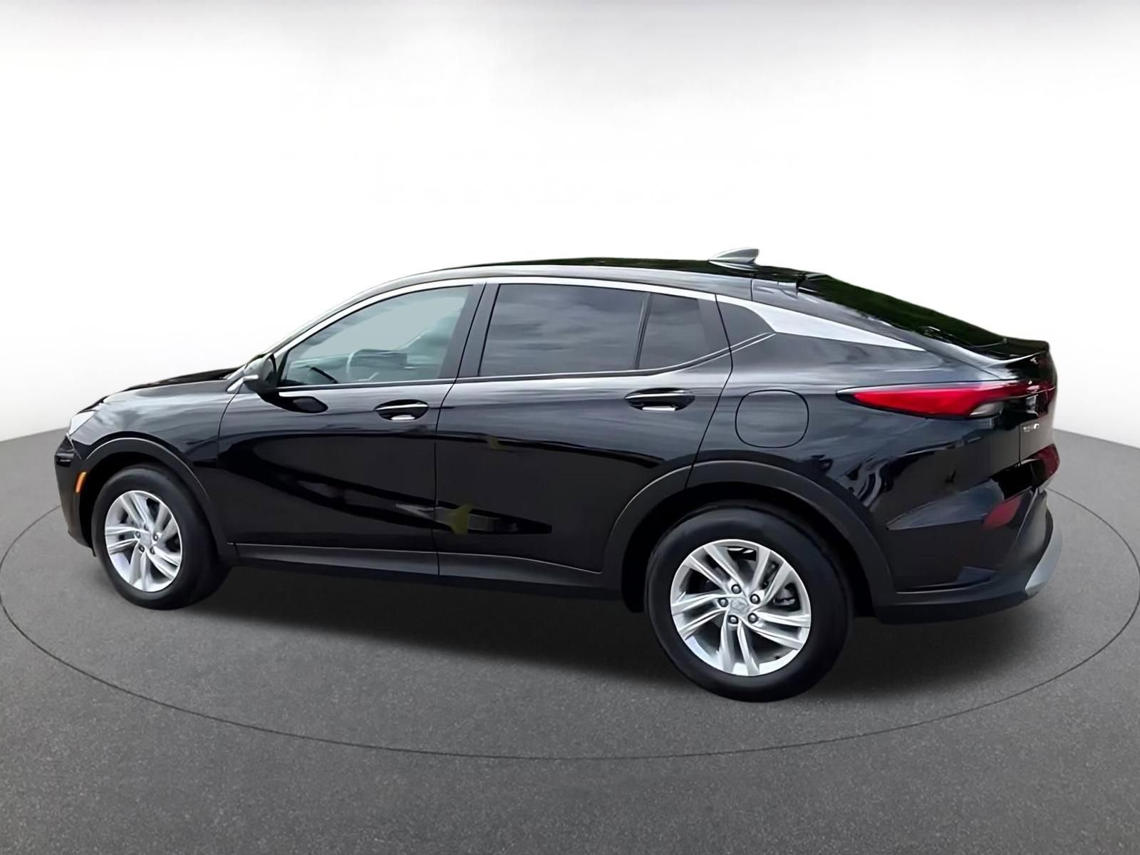 Used 2025 Buick Envista Preferred FWD image 10