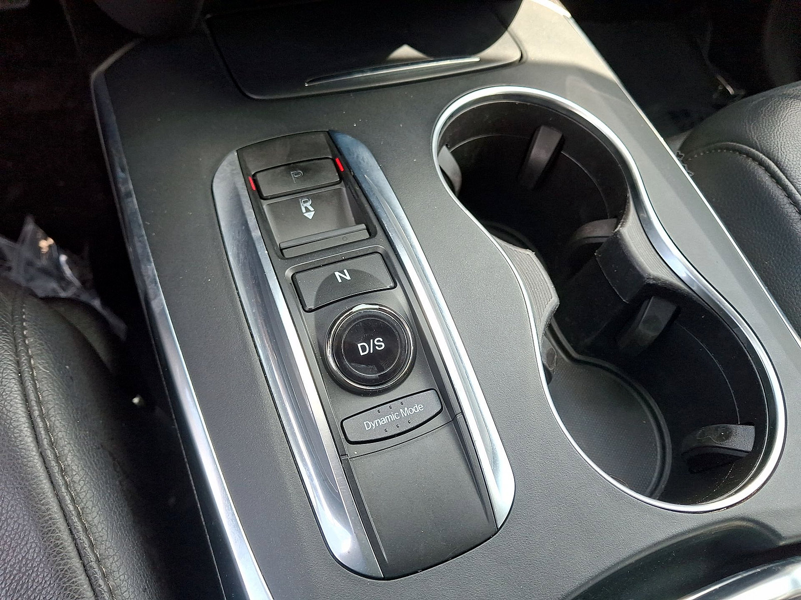 Used 2017 Acura MDX w/ Technology Package AWD/4WD image 12