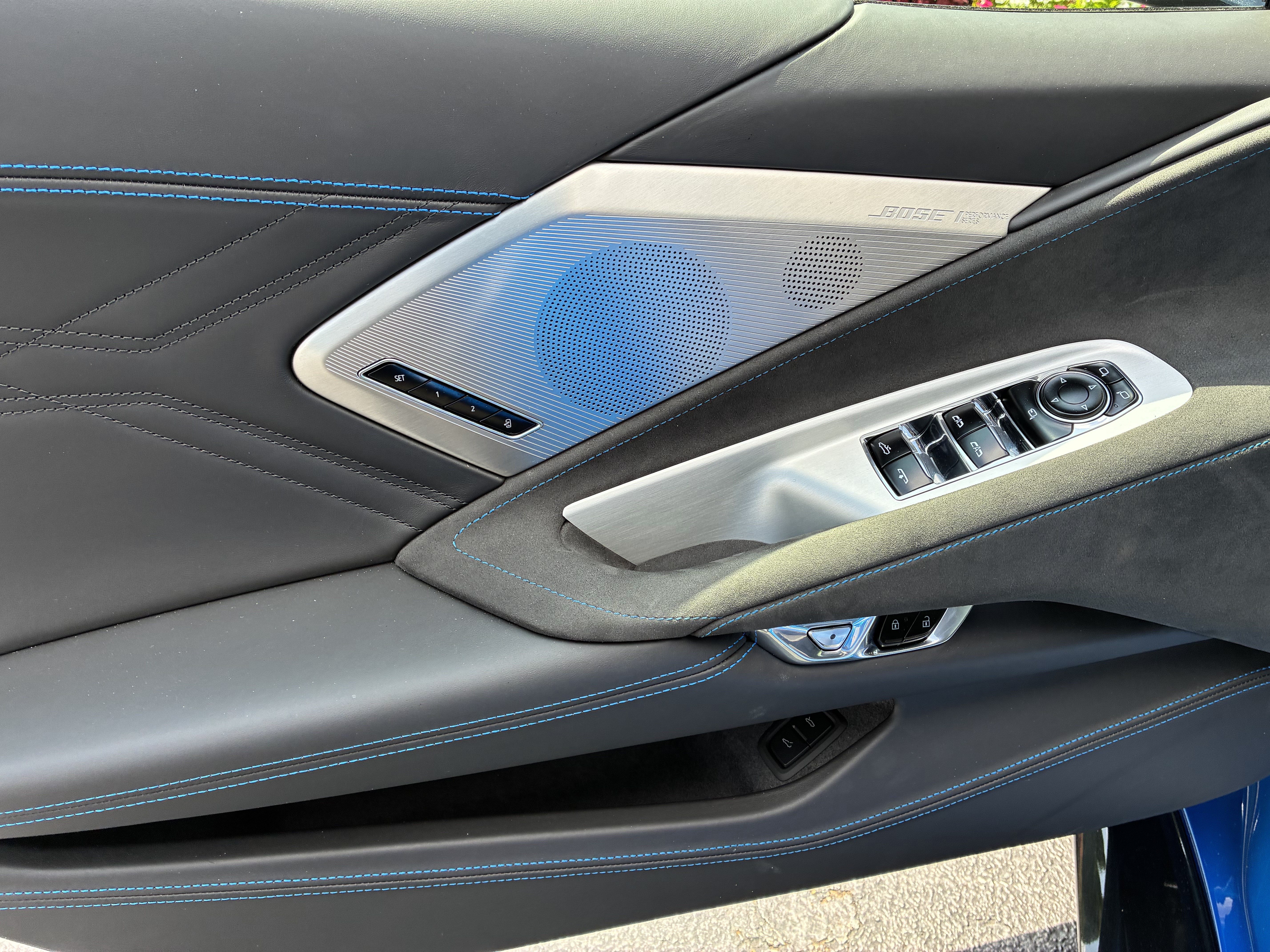 Used 2025 Chevrolet Corvette E-Ray AWD/4WD image 18