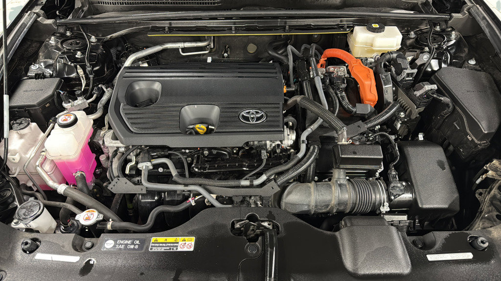 Used 2024 Toyota Crown Limited image 39