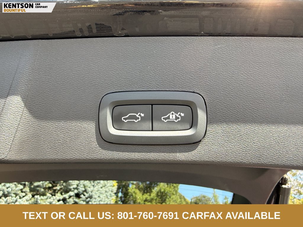 Used 2026 Volvo XC40 B5 Plus AWD/4WD image 33