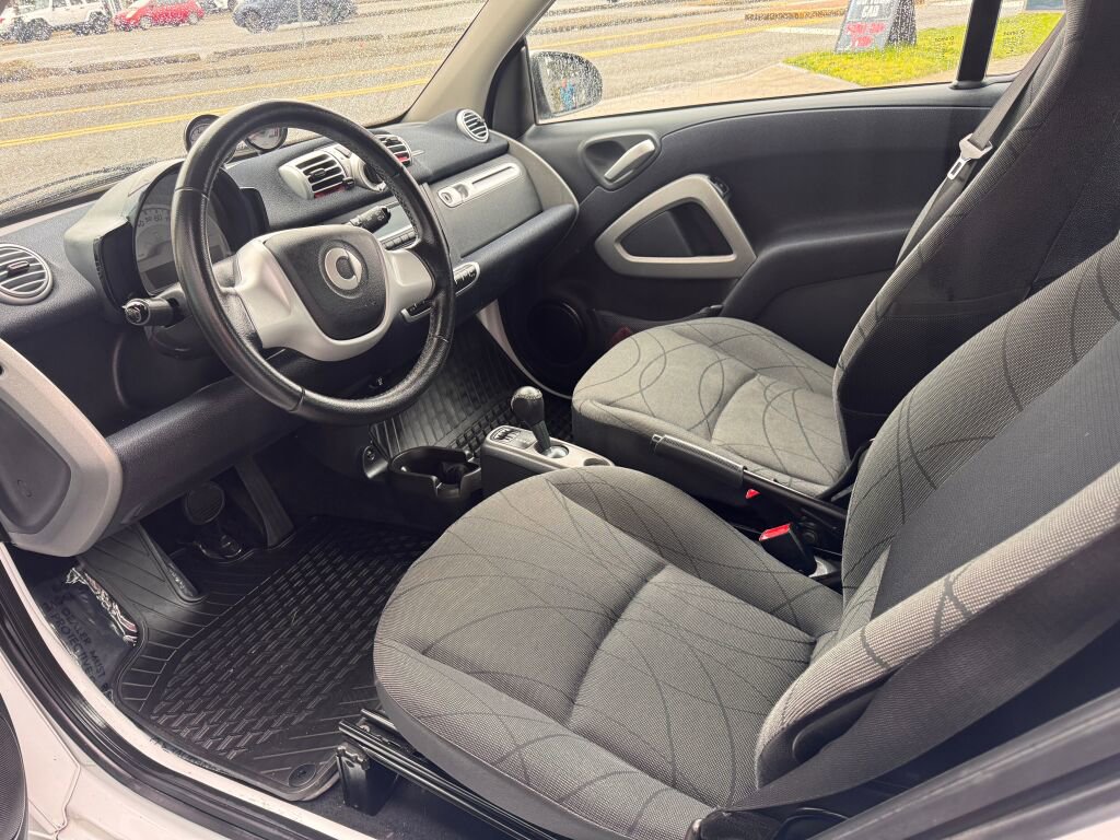 Used 2016 smart fortwo electric drive RWD image 10