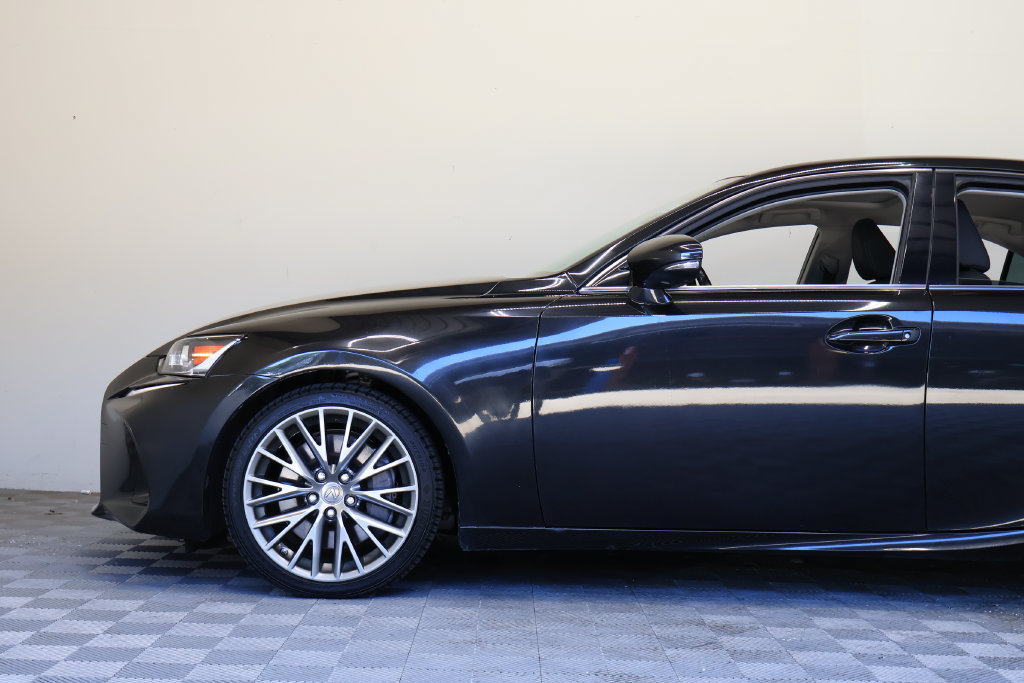 Used 2018 Lexus IS 300 w/ Accessory Package 2 RWD image 8