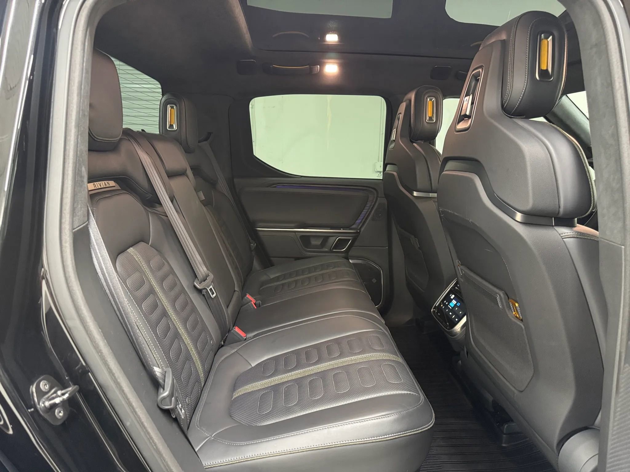 Used 2023 Rivian R1T Adventure image 14