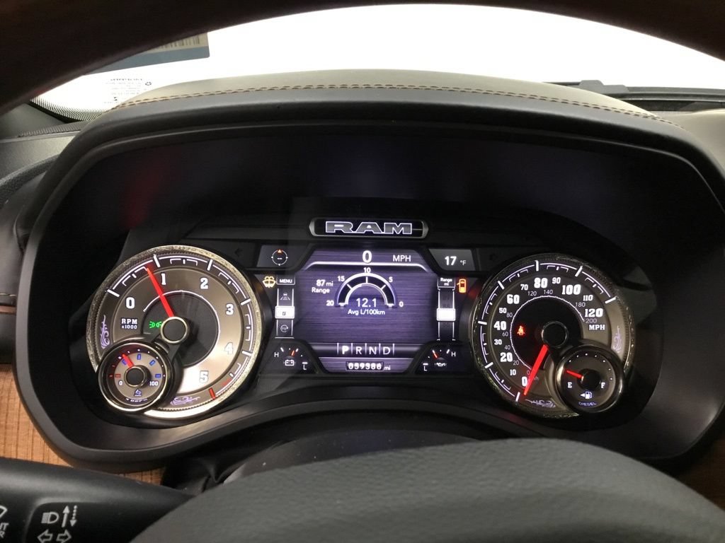 Used 2022 RAM 1500 Longhorn AWD/4WD image 11