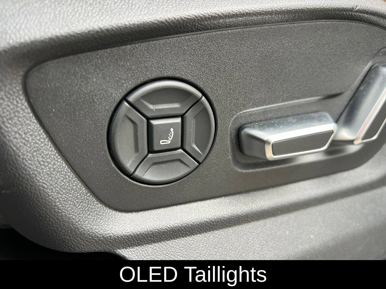 Used 2026 Audi Q8 Prestige AWD/4WD image 26