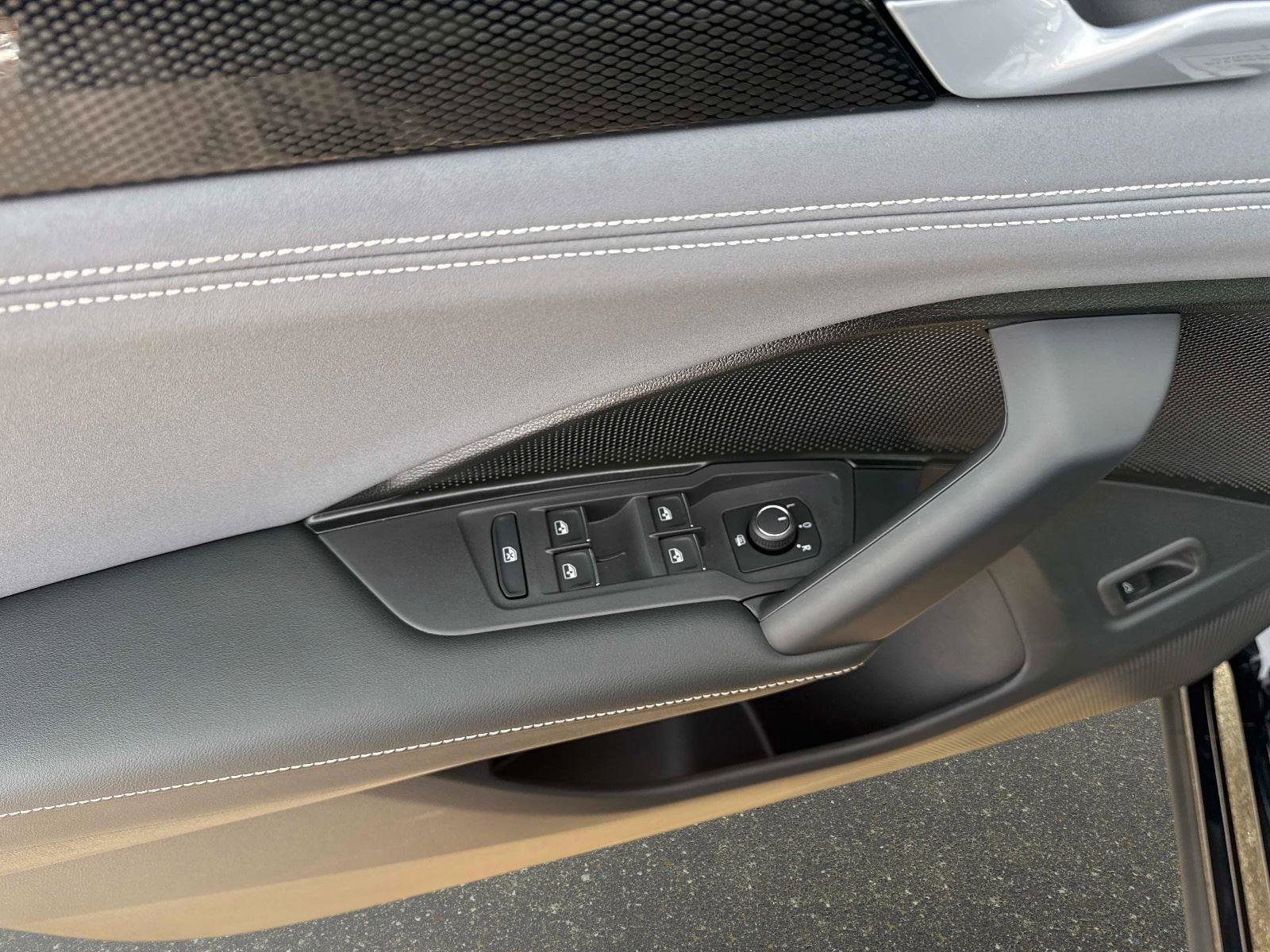 New 2026 Volkswagen Tiguan SE image 19