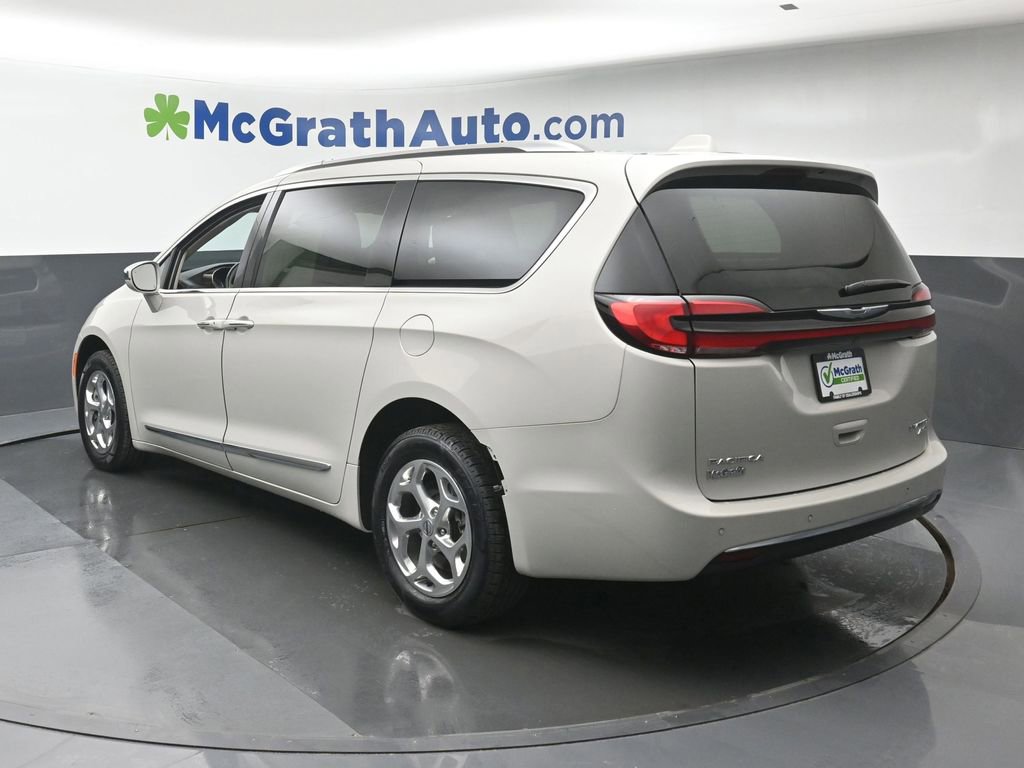 Used 2021 Chrysler Pacifica Limited image 26