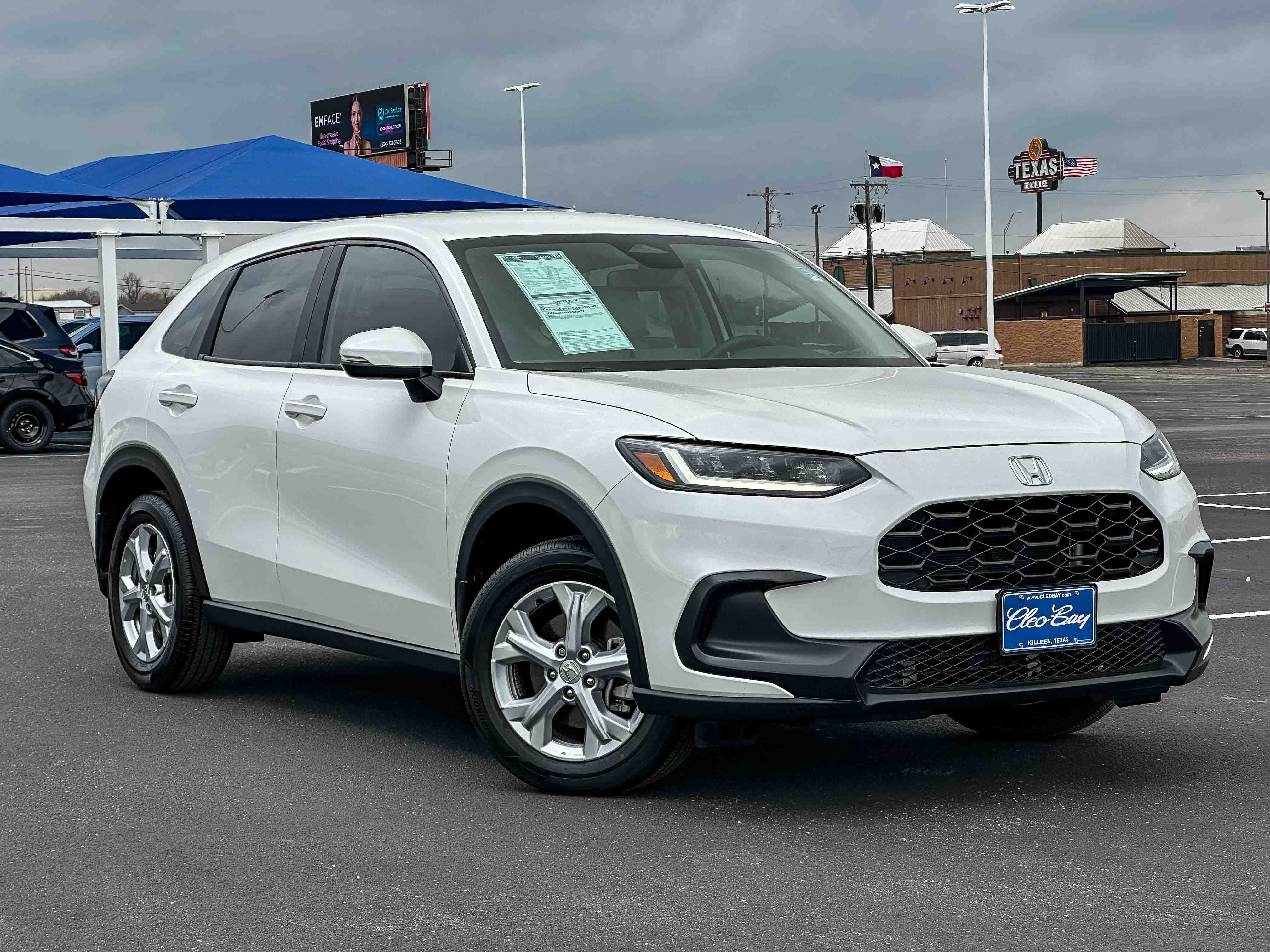 Used 2025 Honda HR-V LX image 2